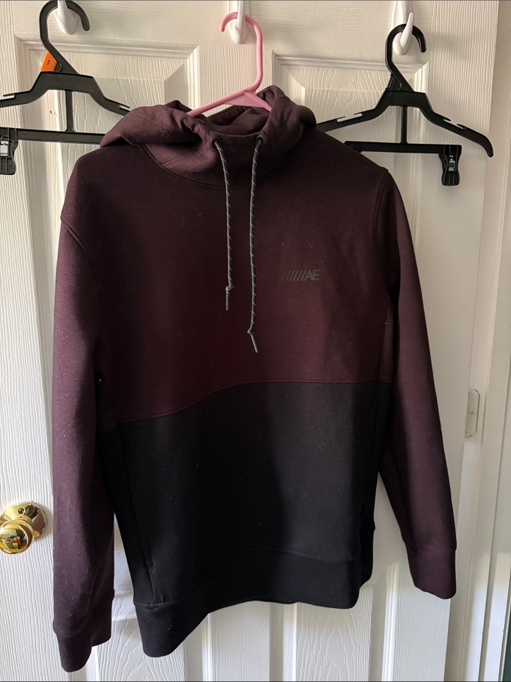 American Eagle Outfitters Maroon and Black Colorblock Hoodie